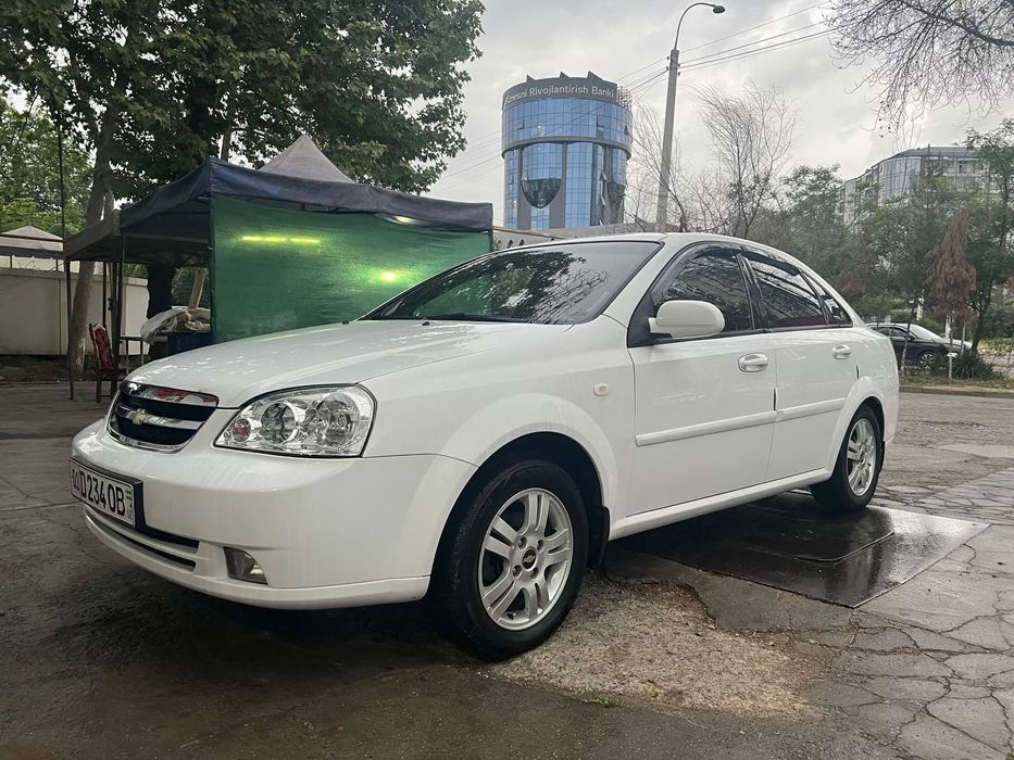Lacetti 1.8 avtamat