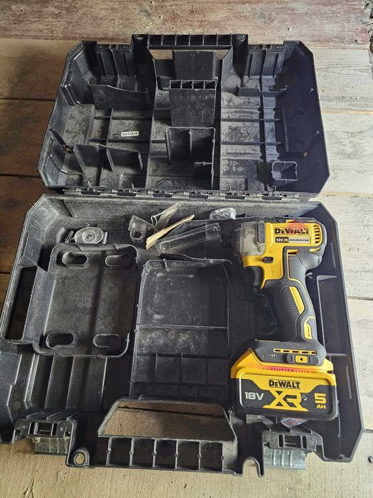 Dewalt, Девалт машини инструменти