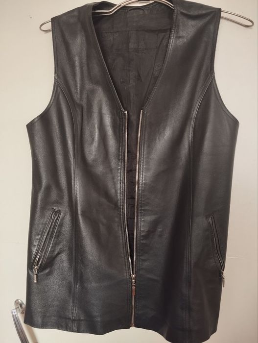 Пальто, кожа костюм и жакет сотилади