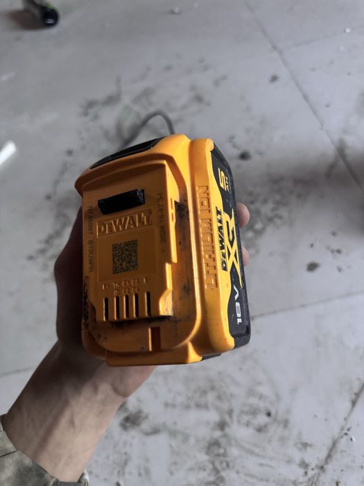 Девальт DeWALT шуруповерт оригинал