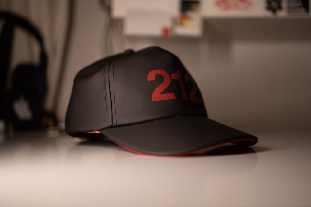 212 Carolina Herrera sapca