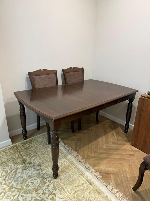 Продам гостевой стол