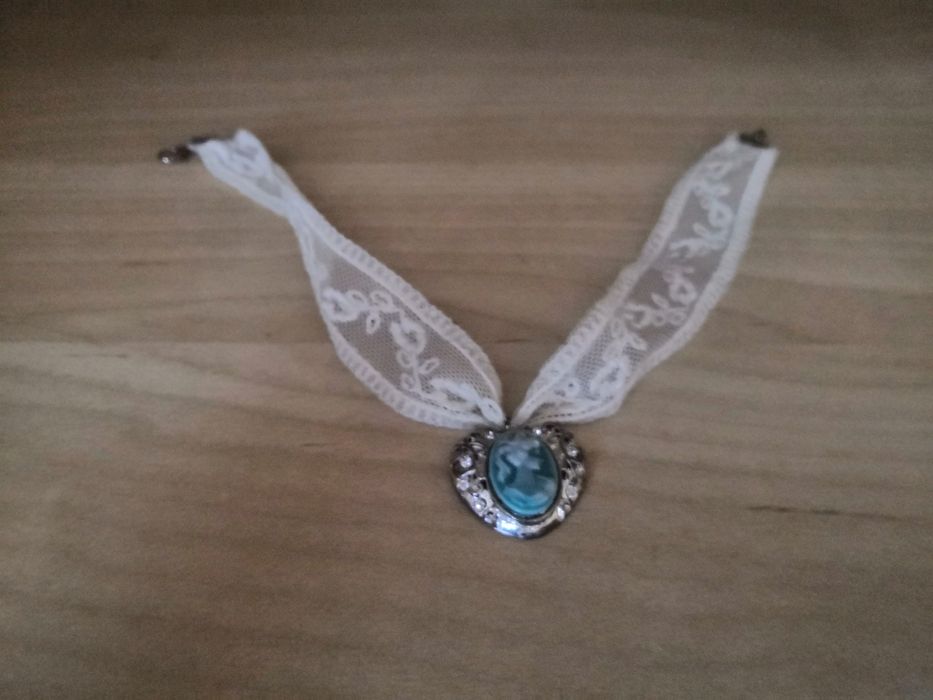 De vanzare lantisoare  dragute