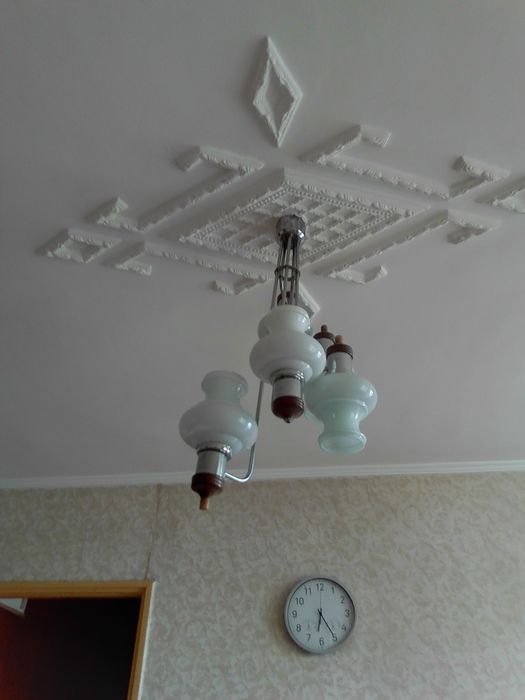 Полилей за таван