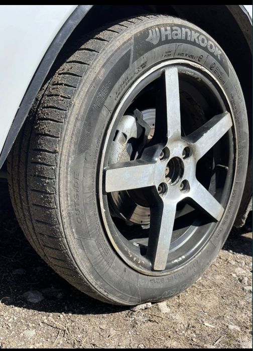 Продам комплект легкосплавных дисков