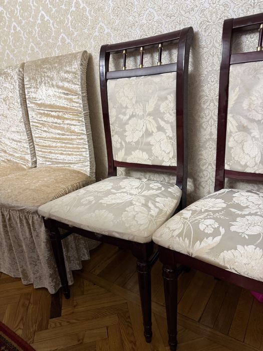 Обеденный стол + 6 стульев (Италия)