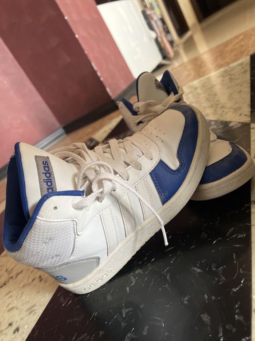 Маратонки Adidas