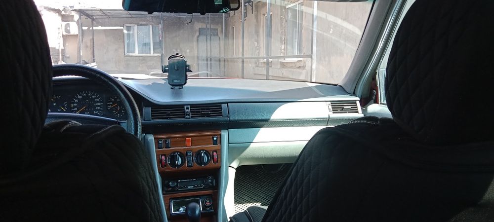 Мерс 124 2,2обем 94г