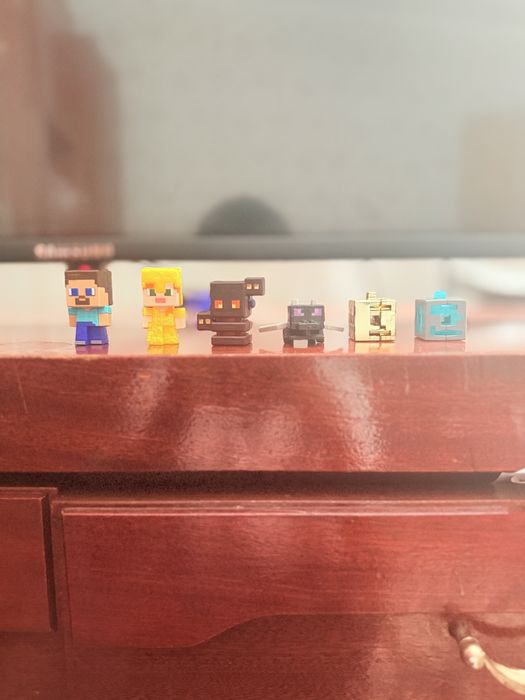 Фигурки майнкрафт с киндер джоя