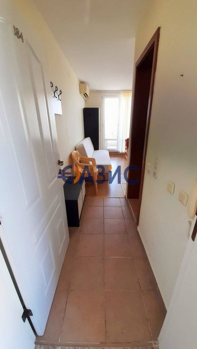 Продава се Едностаен апартамент в к.к. Слънчев бряг - 42 кв.м за 1115 €/кв.м - Снимка #2