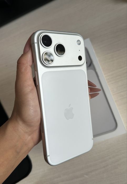 IPhone 17 pro max 256гб