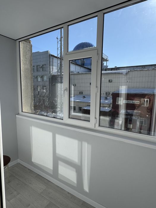 Продам 3к кв бц Мир 3эт из 9