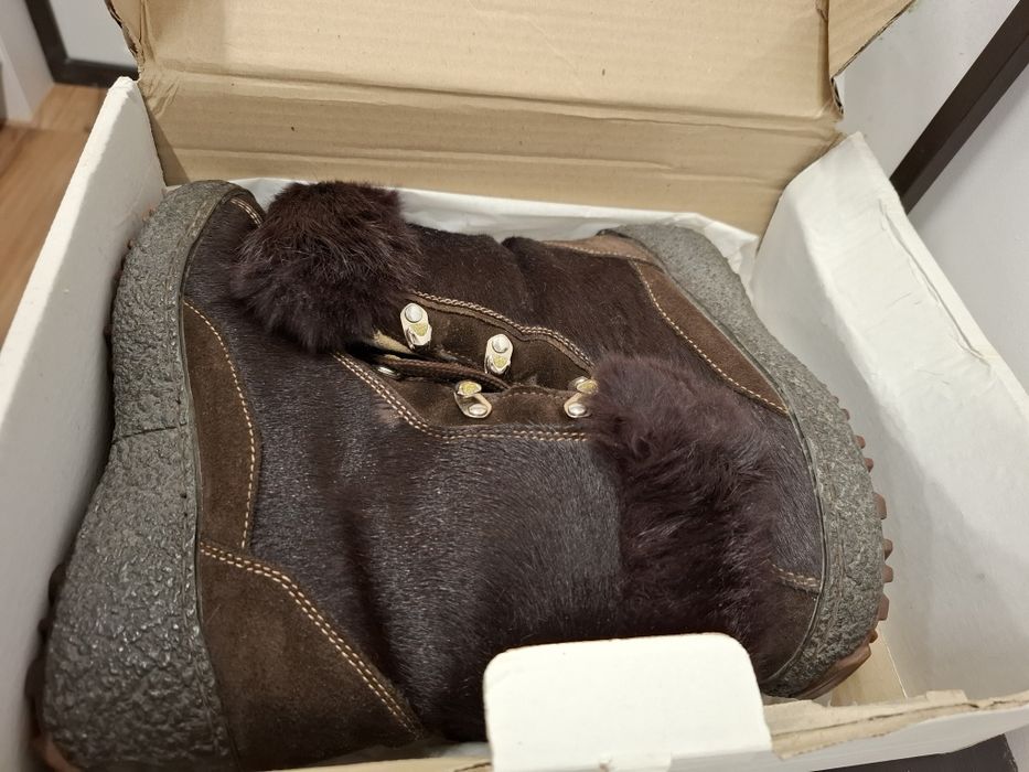 Ботинки зимние 35 размер