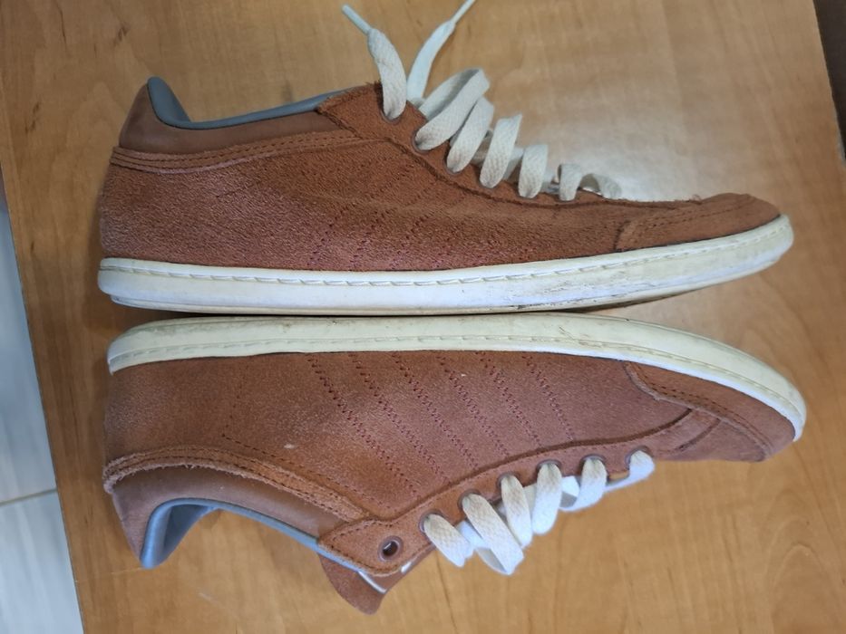 Vând adidași marca Adidas și trening de la CK