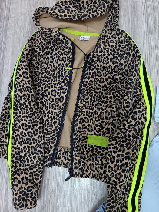 Комплеткт для девочки. В идеальном состоянии .