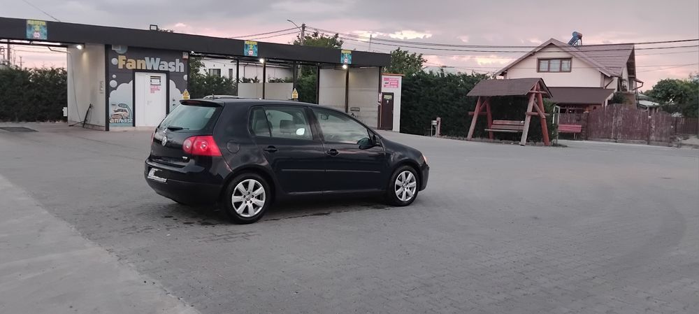 VOLKSWAGEN Golf 2005 — imagine 3