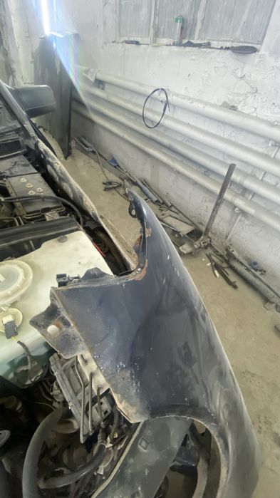 Крыло передние  w202 мерседес