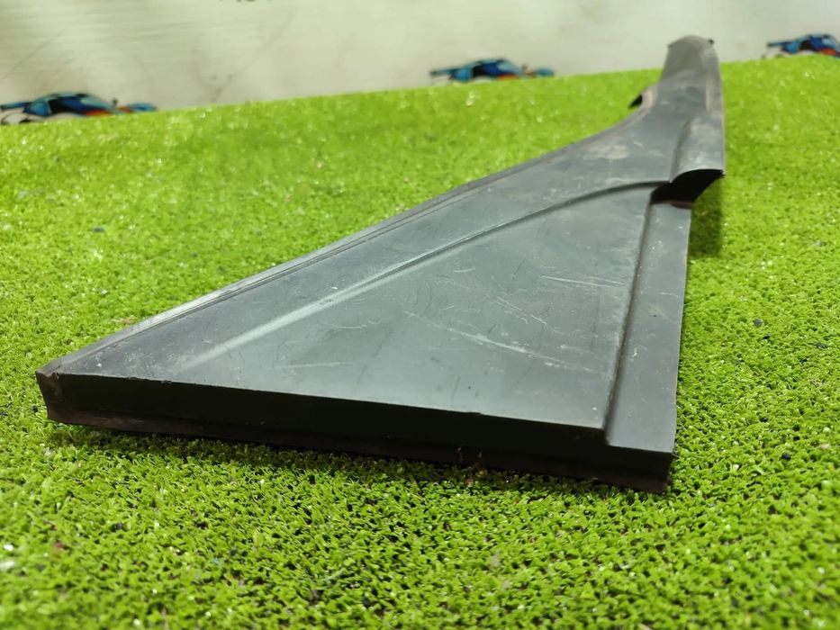 ORNAMENT OGLINDA DREAPTA FORD PUMA 2024 1.0 BENZINA EcoBoost Hybrid MHEV COD OEM L1TB-A16004-A / 2020-2024