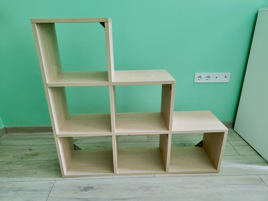 Етажерка кубчета, без забележки