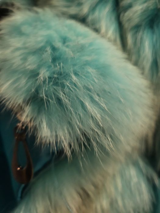 Елеци от лисица различни цветове