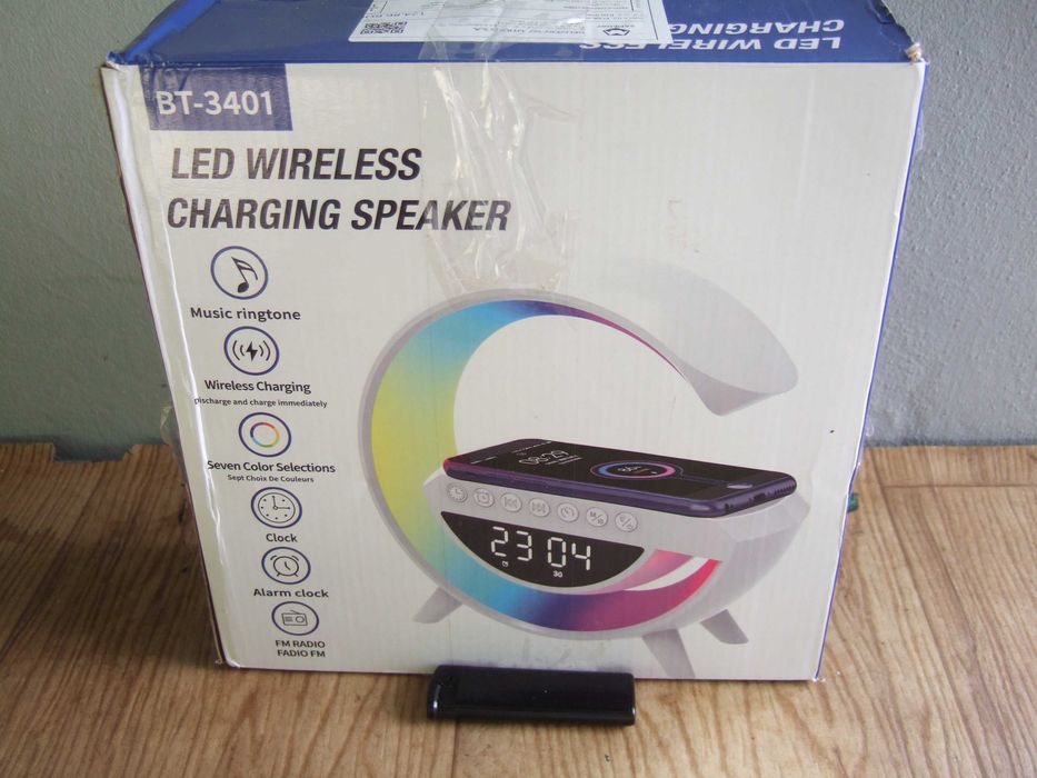 Boxa Portabila Multifunctionala 3in1 BT-3401, Incarcare Wireless, Ceas digital, LED, USB, Bluetooth