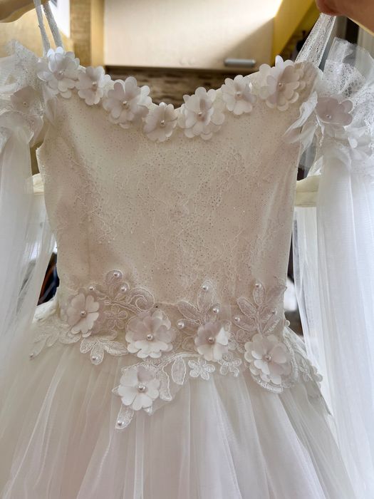 Вечернее платье на девочек 9-10 лет