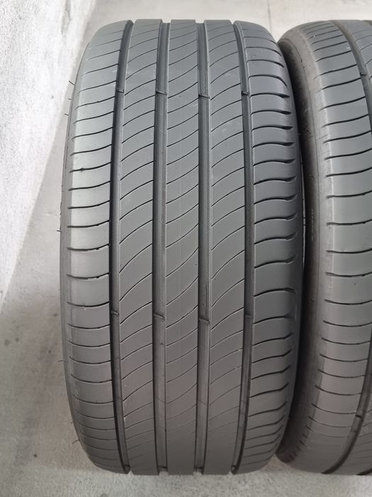 "Dot 22" 255/40/18 Michelin 2Броя: 125€ 6мм