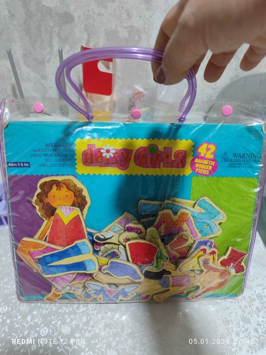 Куклы с одеждой на магнитах в отличном состоянии