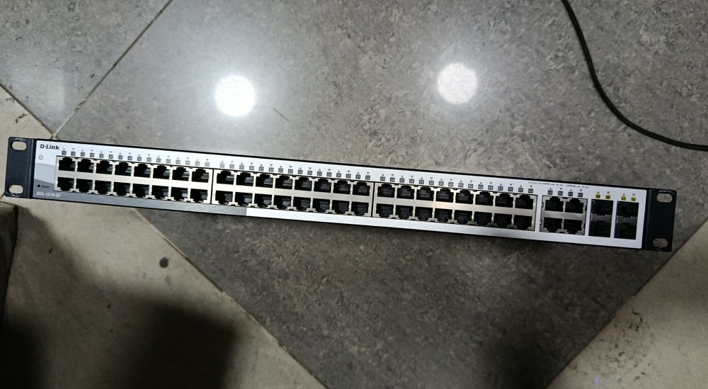 Комутатор D-link DGS-1210-52