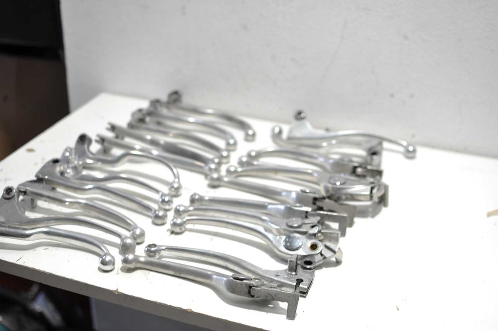 Piese Accesorii motociclete Honda Yamaha Suzuki Kawasaki Ducati