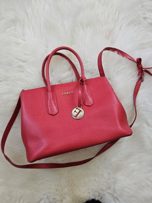 Дамска чанта FURLA