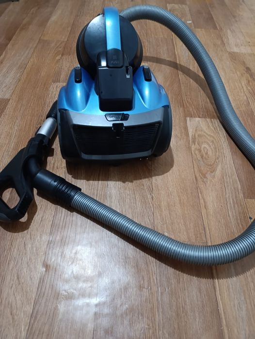 Пылесос Samsung 2100W