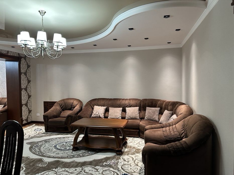 Аренда Ул. Садык Азимова 2+3/3/4 140 м2