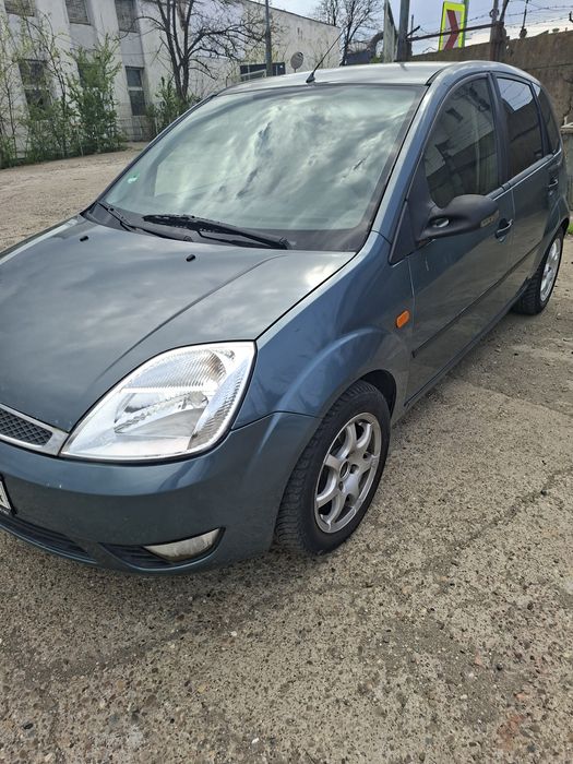 FORD Fiesta 2003 — imagine 5
