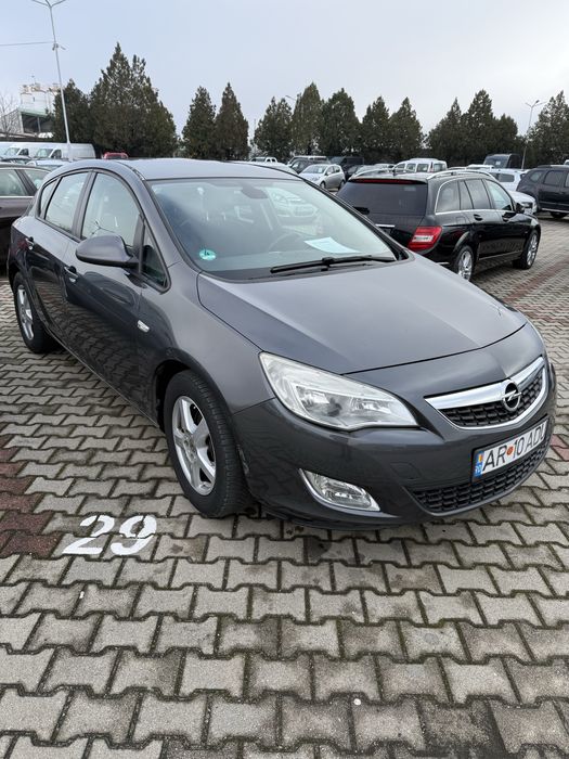 Opel Astra  J 1.7d