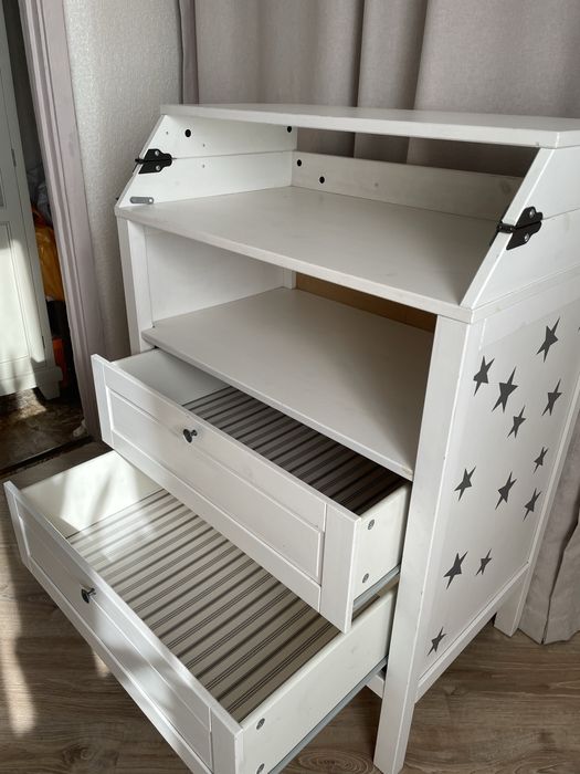 Комод IKEA с пеленальным столиком