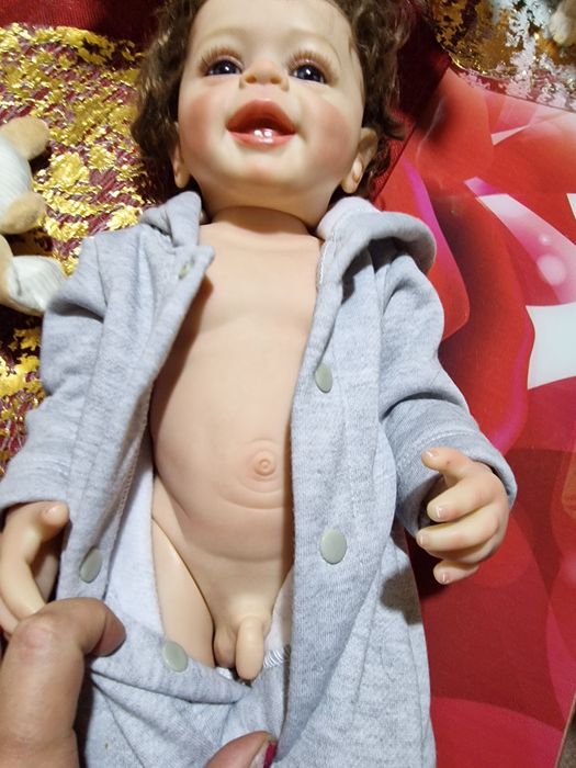 Baiat reborn vinil 60 cm.