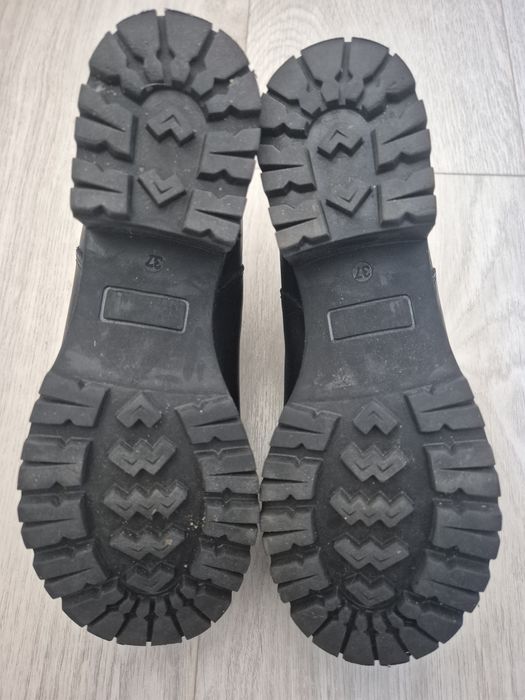 Ghete negre piele Flavia Passini