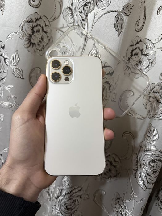 Vand IPhone 12 PRO MAX 128 GB Gold sau schimb
