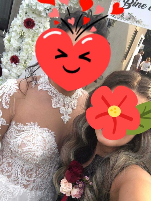 Vând rochie de mireasa .