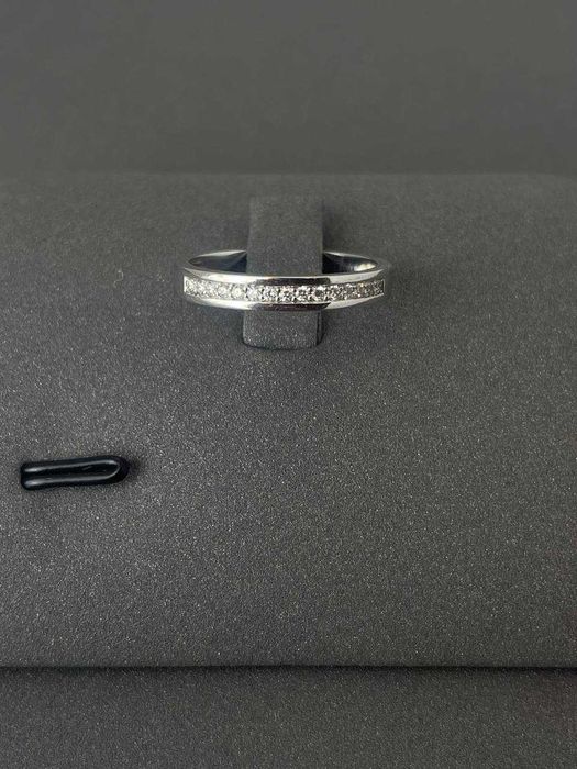 Золотое кольцо с бриллиантами