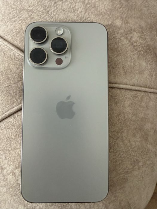 IPhone 15 pro Max 512