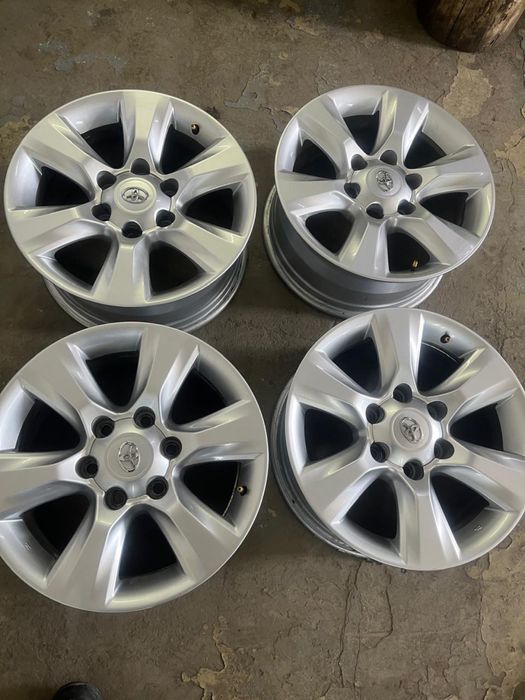 Продам новые диски на Prado 150.