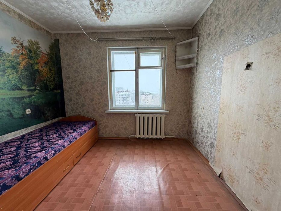 Продам трехкомнатную  на Кск