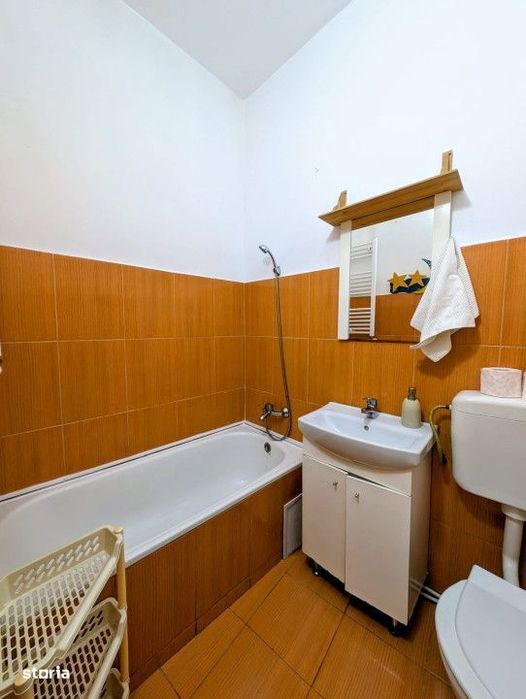 Apartament cochet la casa, in zona centrala – la doar 5 minute de Pi
