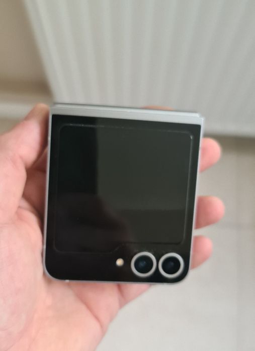 Samsung Galaxy Z Flip 6 5G