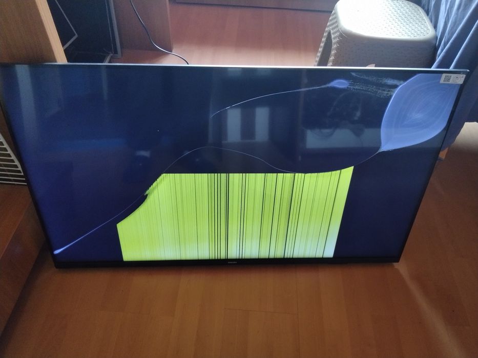 4к 43инча оригинален телевизор Philips 43pus7607/12 за смяна на екран