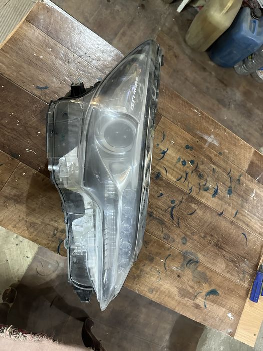 Фара toyota фронтюнер 2021 года