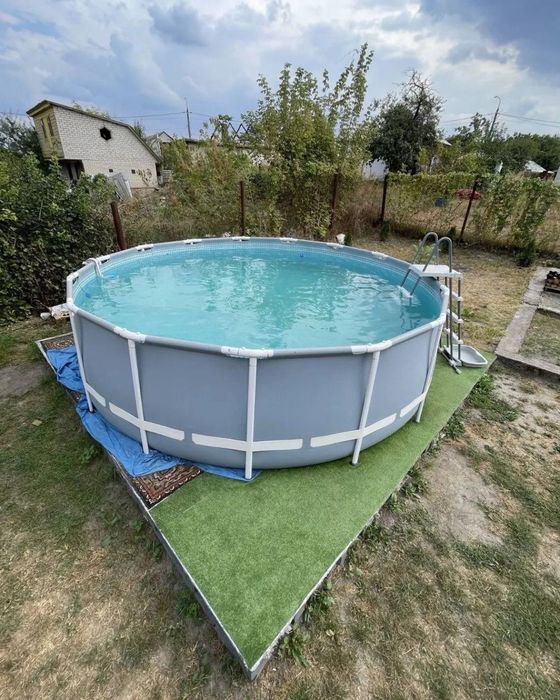 Каркасный бассейн intex 4.47 x 1.22