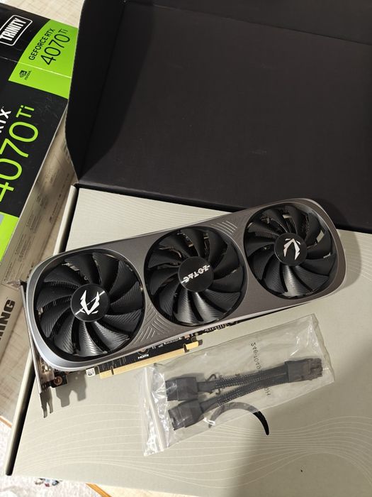 Видеокарта Rtx 4070ti amp zotac